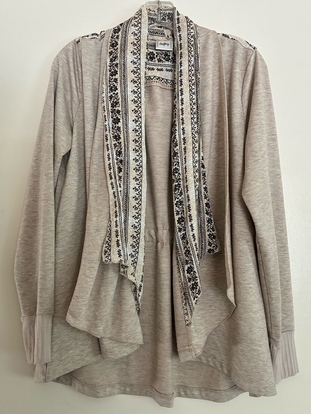Daytrip Womens L Open Front Shawl Collar Long Sleeve Floral Cardigan Beige/Black